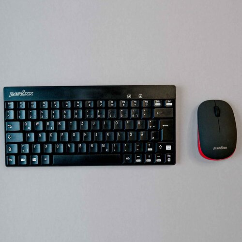 Kabellose Tastatur und Maus